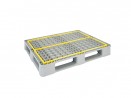 REINFORCED HYGIENIC INDUSTRIAL PALLET WITH 3 RUNNERS